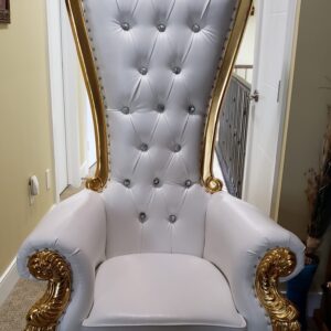 Queen Nila Throne Chair